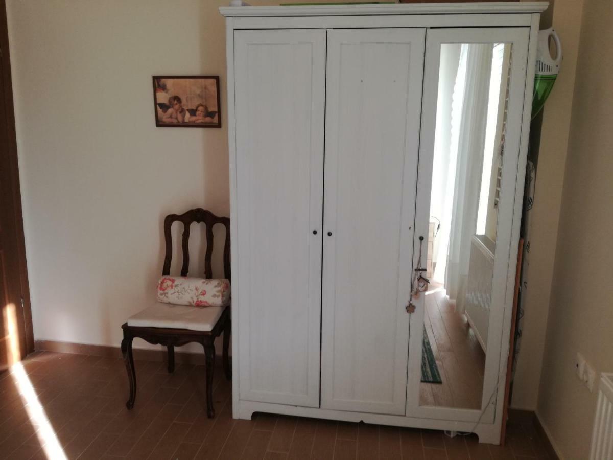 Maria'S House Apartment Атина Екстериор снимка